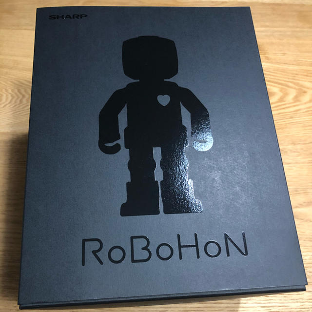 新品未使用　RoBoHoN  ロボホン　本体　SR-01M-W