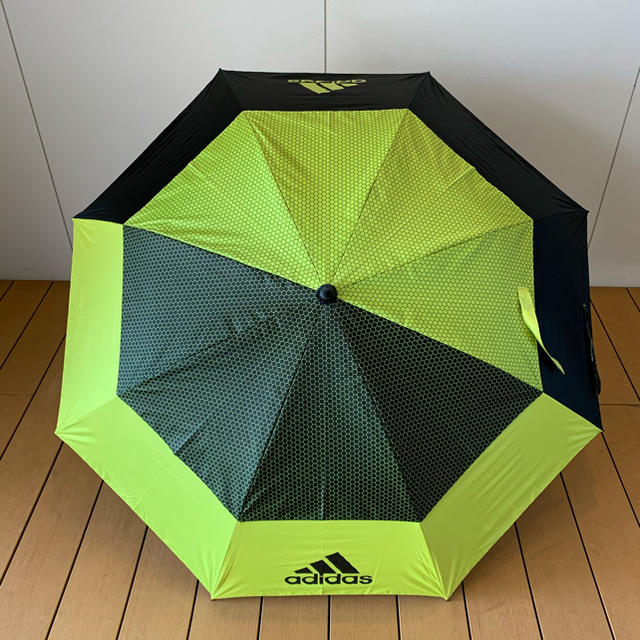 adidas(アディダス)のアディダス 晴雨兼用 UPF50 ゴルフ スポーツ アンブレラ 特大傘  スポーツ/アウトドアのゴルフ(その他)の商品写真