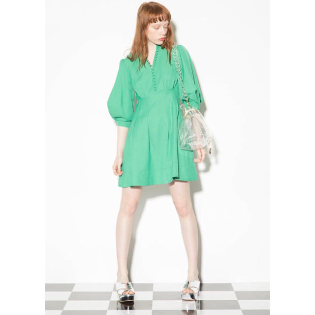タグ付き新品】Lily Brown ボリューム袖コットンワンピース レディース ...