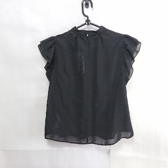 moussy(マウジー)の■Ⅲマウジー 未使用タグ EMBROIDERED CHIFFON トップス レディースのトップス(カットソー(半袖/袖なし))の商品写真