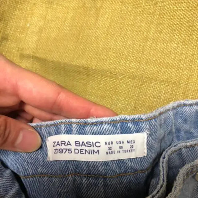 ZARA(ザラ)のZARAパール付きデニム レディースのパンツ(デニム/ジーンズ)の商品写真