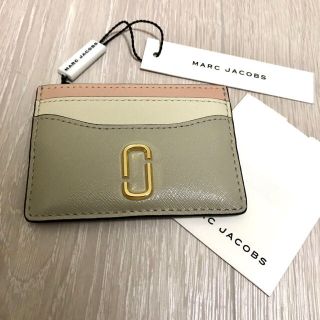 マークジェイコブス(MARC JACOBS)の【新品】マークジェイコブス カードケース(名刺入れ/定期入れ)