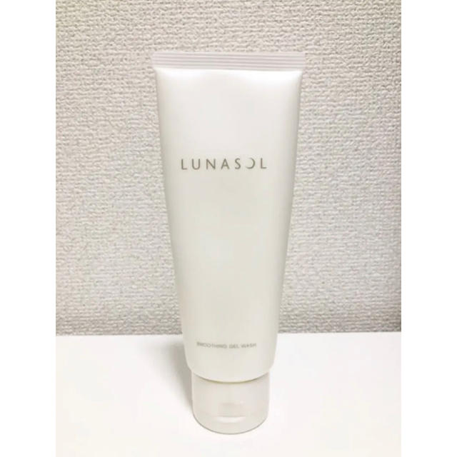 LUNASOL(ルナソル)のルナソル　スムージングジェルウォッシュ コスメ/美容のスキンケア/基礎化粧品(洗顔料)の商品写真