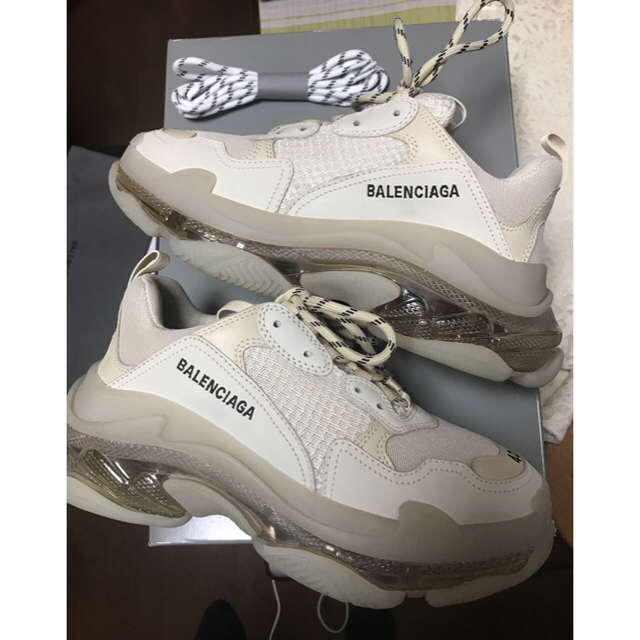 スニーカーBALENCIAGA Triple-s クリアソール　オフホワイト