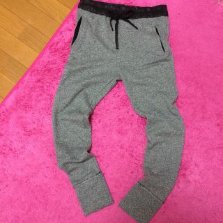 ザラ(ZARA)のzara スゥェットパンツ(サルエルパンツ)