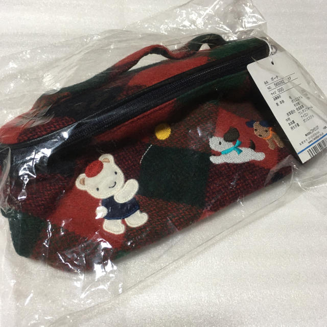 familiar - 【新品タグ付き】ファミリア　ポーチ