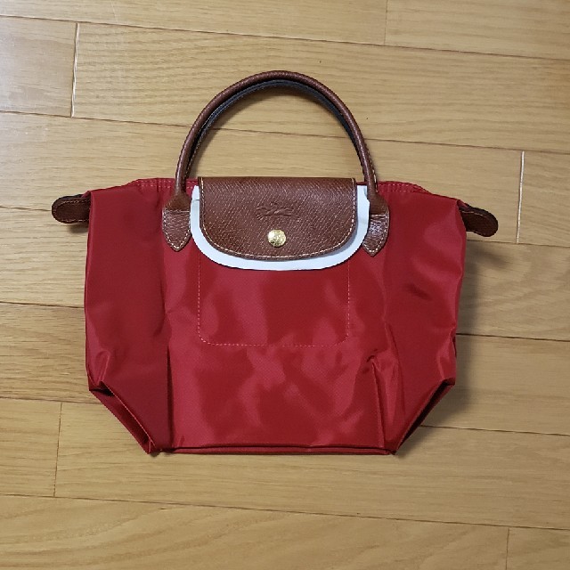 LONGCHAMP(ロンシャン)の新品　ロンシャン　ブリアージュ　Sサイズ　　ルージュ　レッド レディースのバッグ(トートバッグ)の商品写真