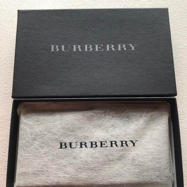 BURBERRY(バーバリー)の新品✨ BURBERRY キーケース メンズのファッション小物(キーケース)の商品写真
