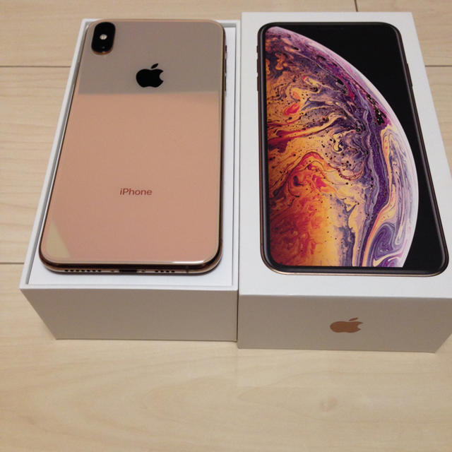 iPhone Xs Max Gold 64 GB SIMフリー香港版　Used