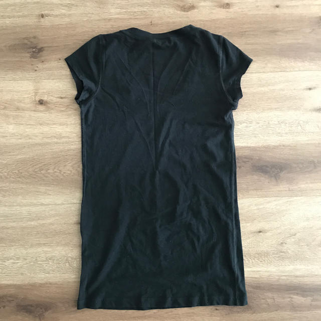 theory(セオリー)のセオリー　黒色　半袖Tシャツ レディースのトップス(Tシャツ(半袖/袖なし))の商品写真