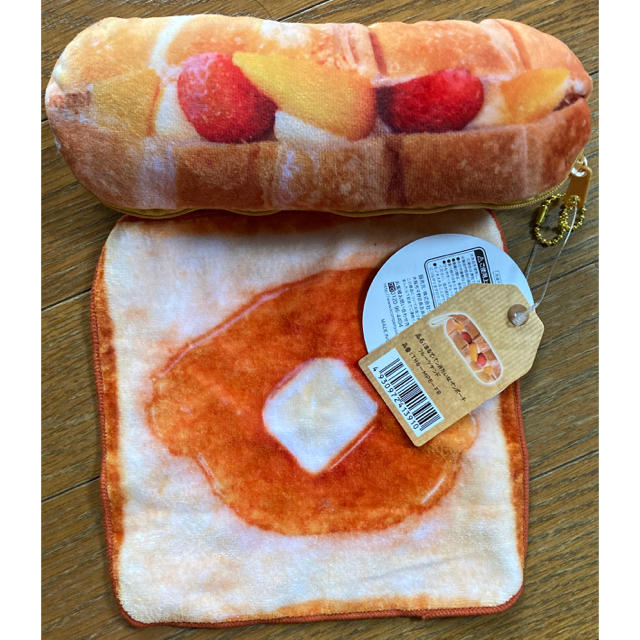 パン柄の筆箱とハンカチの通販 By ふみっち S Shop ラクマ