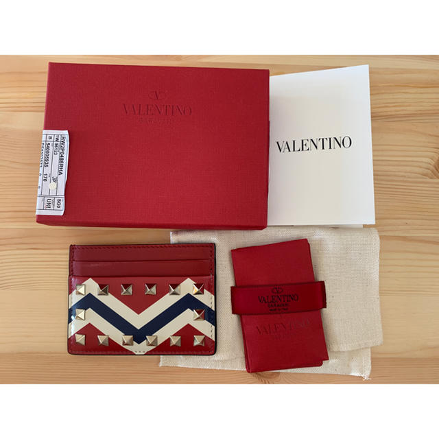 VALENTINO(ヴァレンティノ)のVALENTINO トリコロール　カードケース レディースのファッション小物(名刺入れ/定期入れ)の商品写真