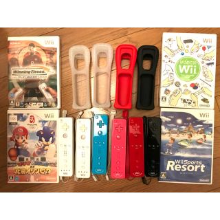 ウィー(Wii)のwiiリモコン6つ+ケース4つ+ソフト4つセット(家庭用ゲームソフト)