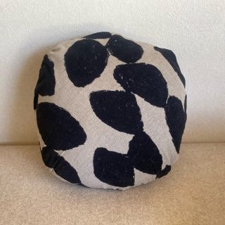 ミナペルホネン(mina perhonen)のslow dance pot pie cushion(クッション)