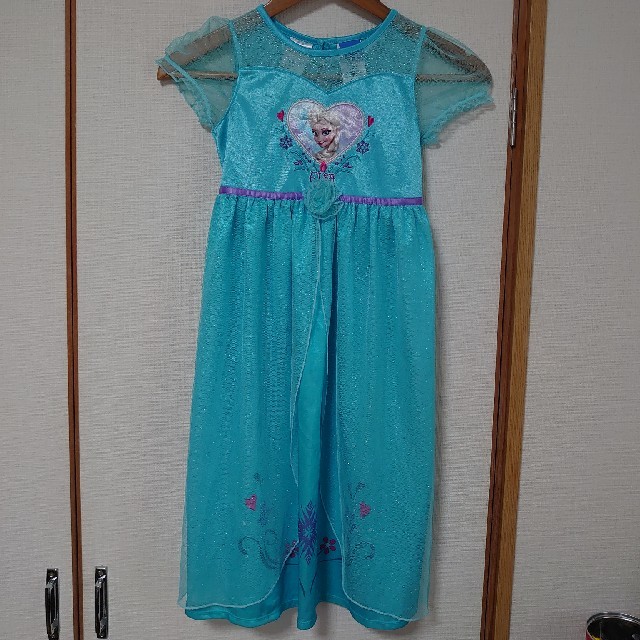 Disney(ディズニー)のディズニー　アナ雪　ワンピース キッズ/ベビー/マタニティのキッズ服女の子用(90cm~)(ワンピース)の商品写真