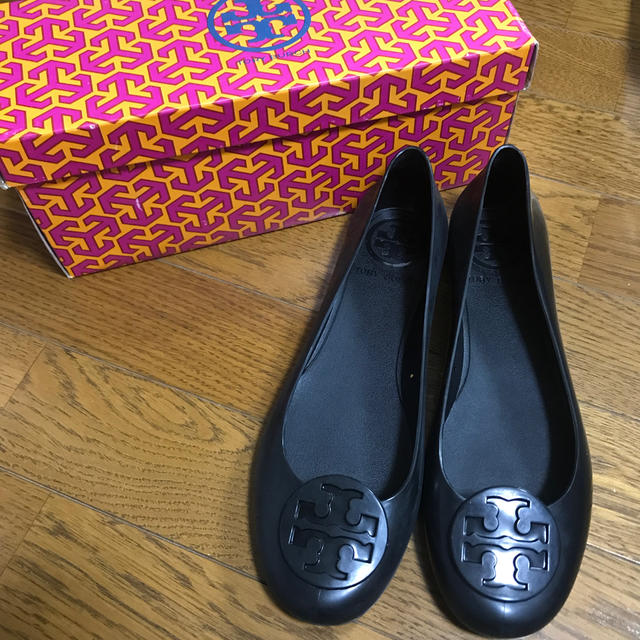 Tory Burch(トリーバーチ)の新品　トリーバーチ　ラバー レディースの靴/シューズ(ハイヒール/パンプス)の商品写真