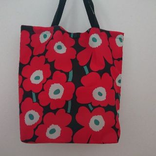 マリメッコ(marimekko)の  エコバッグ  ブラック×レッド(その他)