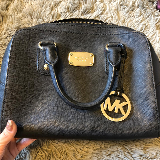 Michael Kors(マイケルコース)のマイケルコース 黒 ハンドバッグ レディースのバッグ(ハンドバッグ)の商品写真