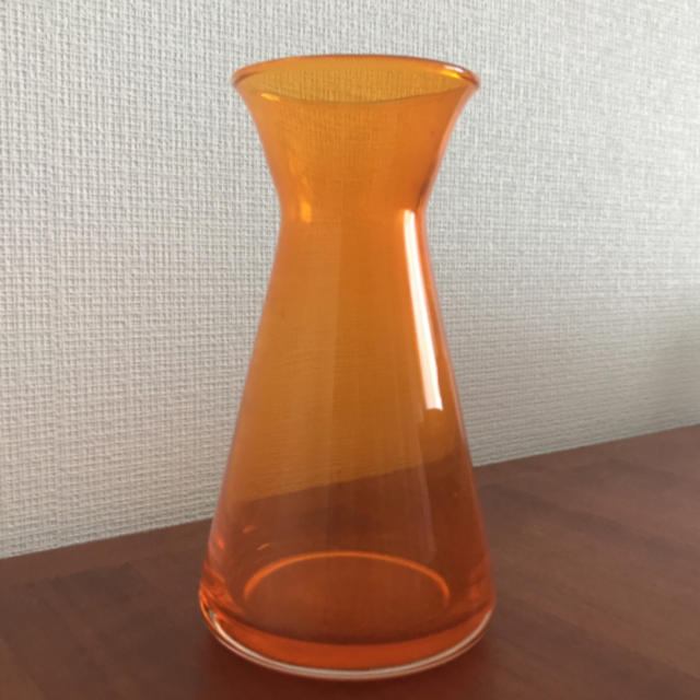 ACTUS(アクタス)のACTUS ガラス花瓶(オレンジ) インテリア/住まい/日用品のインテリア小物(花瓶)の商品写真