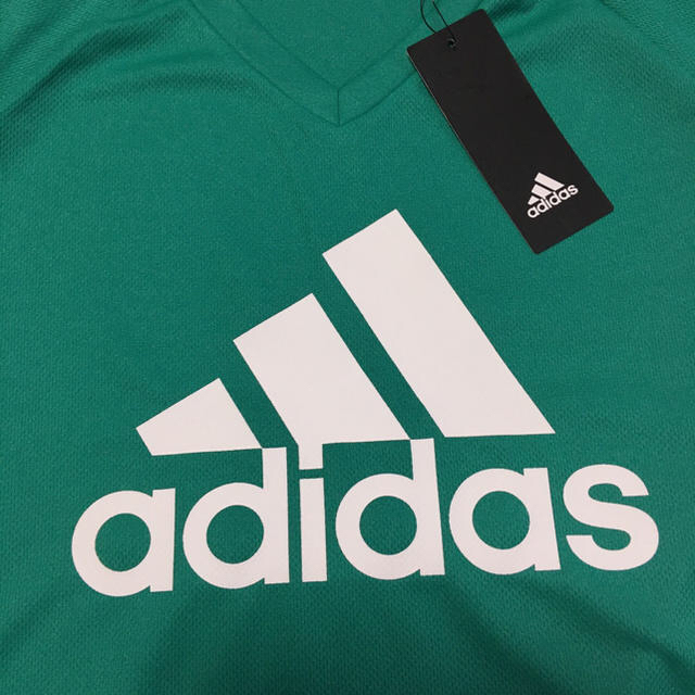 adidas(アディダス)の（専用）adidas メンズTシャツ　Lサイズ スポーツ/アウトドアのトレーニング/エクササイズ(トレーニング用品)の商品写真