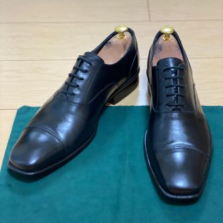 サントーニ(Santoni)のイタリア製　carlos ビジネスシューズ　黒　42(ドレス/ビジネス)