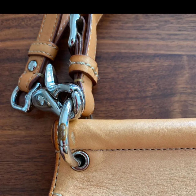 COACH(コーチ)のショルダーバッグ　ハンドバッグ　コーチ　coach レディースのバッグ(ショルダーバッグ)の商品写真