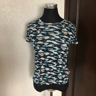 フェリシモ(FELISSIMO)のTシャツ　レディース　迷彩　カモフラージュ　フェリシモ(Tシャツ(半袖/袖なし))