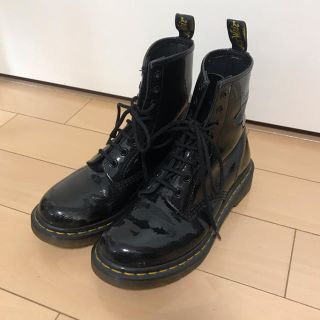 ドクターマーチン(Dr.Martens)のドクターマーチン8ホールブーツ　パテントレザーブラック(ブーツ)