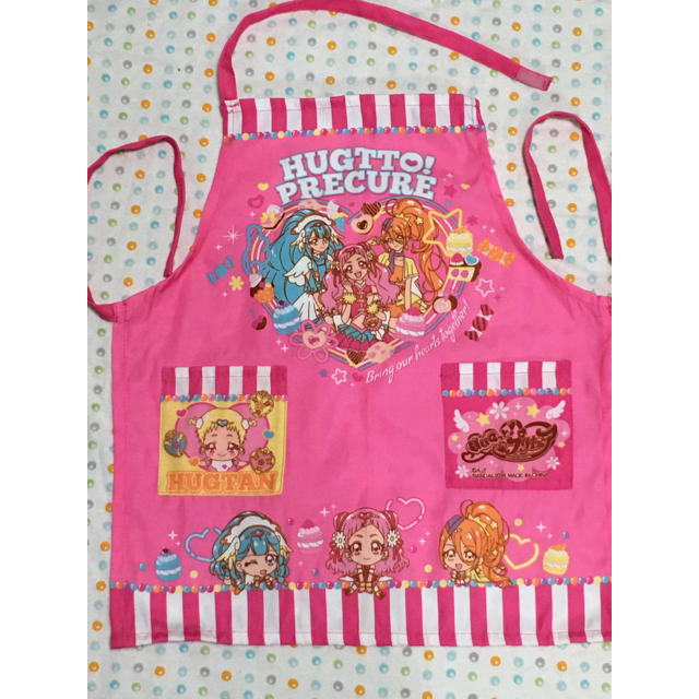 BANDAI(バンダイ)のHUGっと！プリキュア エプロン　110 キッズ/ベビー/マタニティのキッズ服女の子用(90cm~)(その他)の商品写真