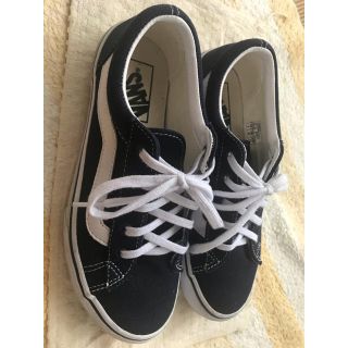 ヴァンズ(VANS)のスニーカー(スニーカー)