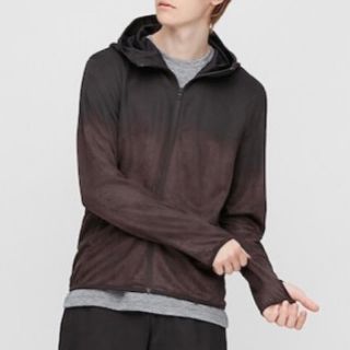 ユニクロ(UNIQLO)の新品未使用　ユニクロ　ドライEX UVカット　フルジップ　パーカ　XLサイズ(パーカー)