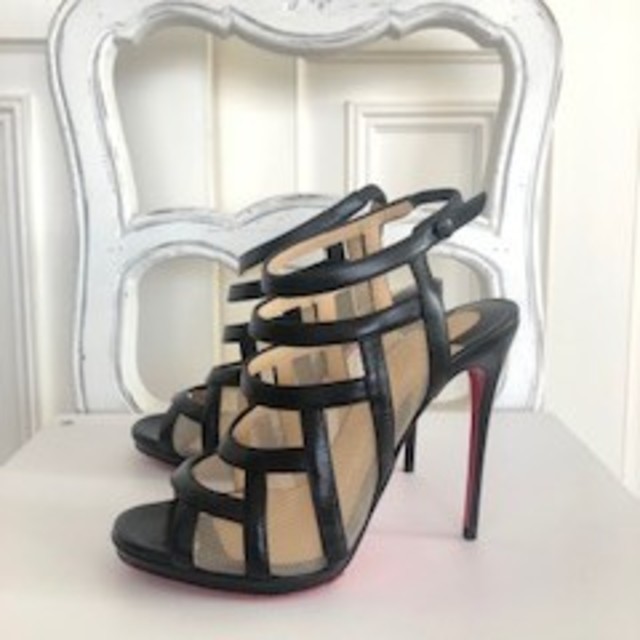 Christian Louboutin(クリスチャンルブタン)のクリスチャンルブタン　ヒール レディースの靴/シューズ(ハイヒール/パンプス)の商品写真