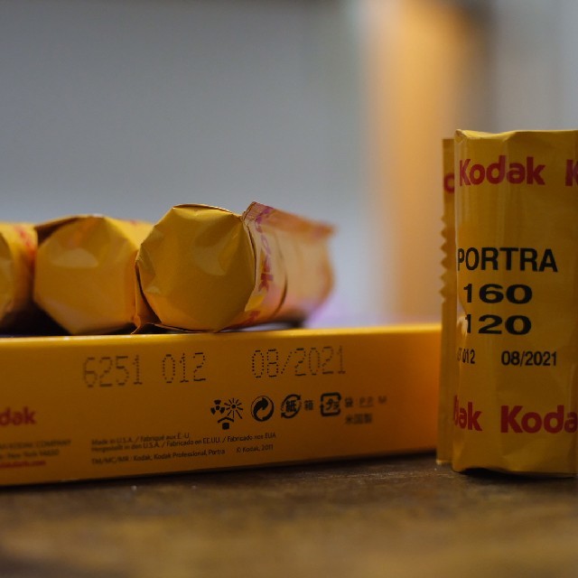 富士フイルム(フジフイルム)のKodak Portra 400+160 Fujifilm Provia 100 スマホ/家電/カメラのカメラ(フィルムカメラ)の商品写真