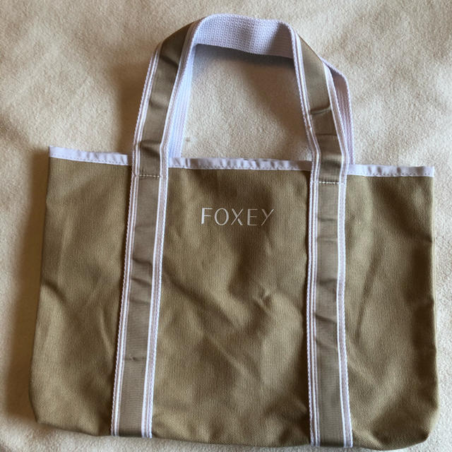 FOXEY(フォクシー)のトートバッグ レディースのバッグ(トートバッグ)の商品写真