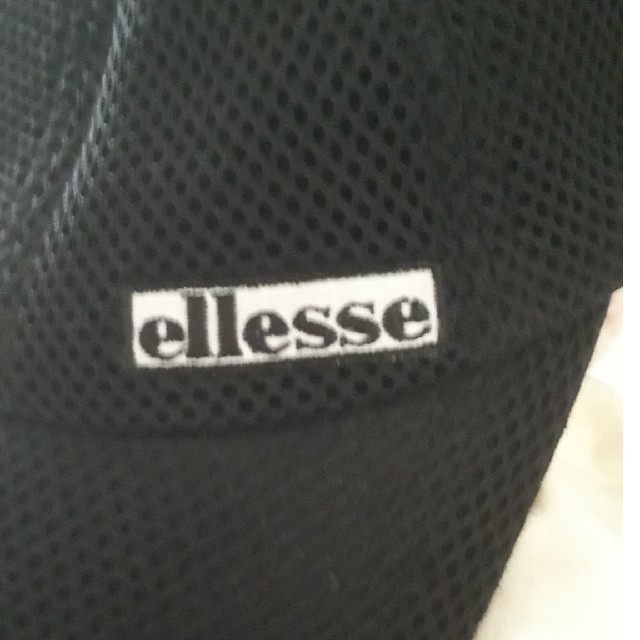 ellesse(エレッセ)のellesseのメッシュキャップ　男児 キッズ/ベビー/マタニティのキッズ服男の子用(90cm~)(その他)の商品写真