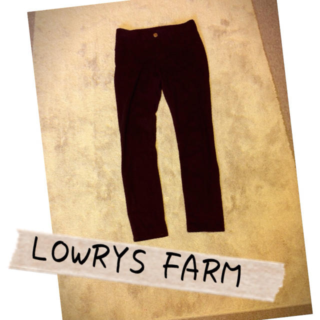 LOWRYS FARM(ローリーズファーム)のLOWRYSFARM ＊ 黒スキニー レディースのパンツ(チノパン)の商品写真