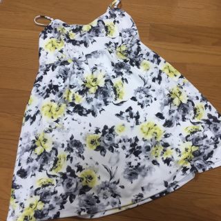 リエンダ(rienda)のrienda♡花柄ミニワンピ♡新品(ミニワンピース)