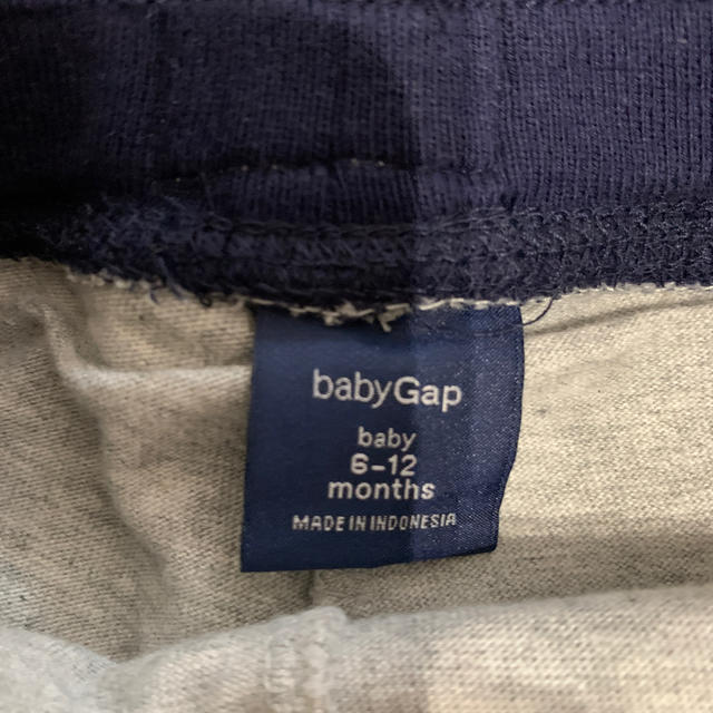 babyGAP(ベビーギャップ)のbabygap 6m-12m  ショートパンツ　重ね着風 キッズ/ベビー/マタニティのベビー服(~85cm)(パンツ)の商品写真