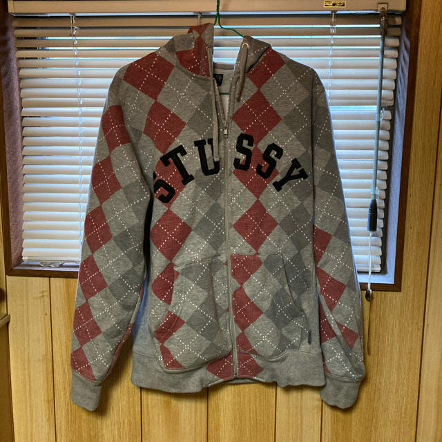 STUSSY(ステューシー)の値下げ美品STUSSY裏起毛 メンズのトップス(パーカー)の商品写真