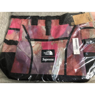 シュプリーム(Supreme)のSupreme Adventure Tote(トートバッグ)