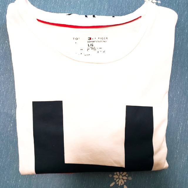 TOMMY HILFIGER(トミーヒルフィガー)のTOMMY HILFIGER Tシャツ メンズのトップス(Tシャツ/カットソー(半袖/袖なし))の商品写真