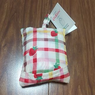 キャスキッドソン(Cath Kidston)の新品未使用　キャスキッドソン　いちごギンガムエコバッグ(エコバッグ)