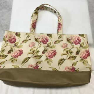 ローラアシュレイ(LAURA ASHLEY)の【美品】ローラアシュレイ　トートバッグ(トートバッグ)