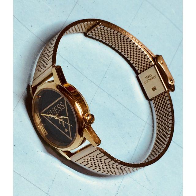 GUESS(ゲス)のW03）人気の(*'▽')GUESS・ゲス電池交換済みブラックフェイス・ゴールド レディースのファッション小物(腕時計)の商品写真