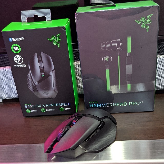 LAZER(レイザー)のRazer BASILISK XとHUMMERHEAD PRO V2 スマホ/家電/カメラのPC/タブレット(PC周辺機器)の商品写真