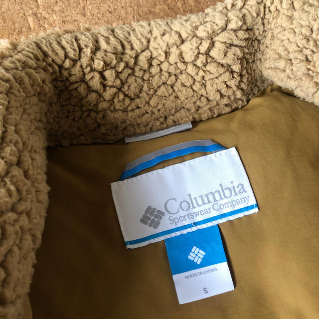 Columbia(コロンビア)のColumbia ダウンベスト メンズのジャケット/アウター(ダウンベスト)の商品写真