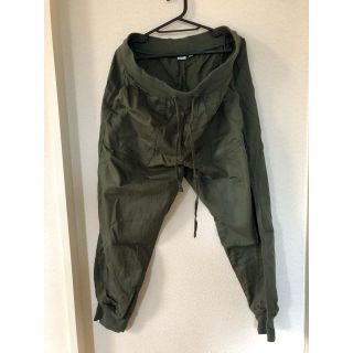 ギャップ(GAP)のGAP ギャップ　パンツ　カーキ色(カジュアルパンツ)