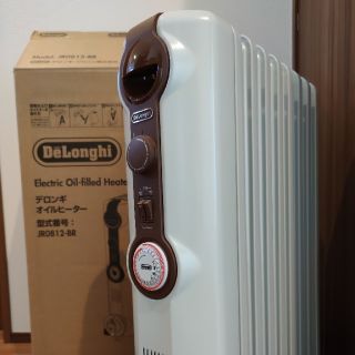 デロンギ(DeLonghi)の【たらこ様専用】デロンギ オイルヒーター JR0812-BR(オイルヒーター)