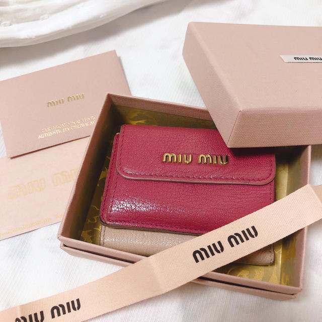 miumiu(ミュウミュウ)のmiumiu 財布 レディースのファッション小物(財布)の商品写真