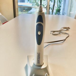 アムウェイ(Amway)の【美品】Amway 超音波電動歯ブラシ本体と舌用ブラシ(電動歯ブラシ)